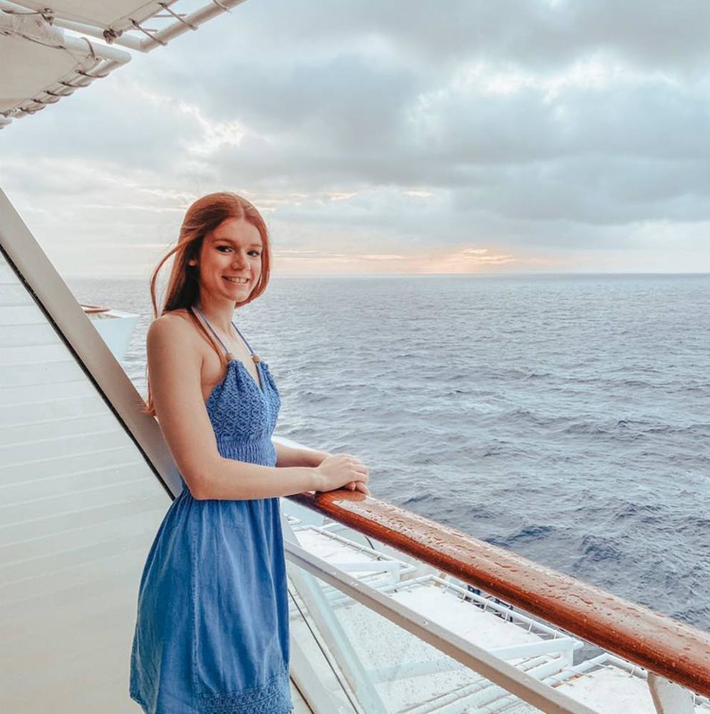 Meet your Posher, Kelly